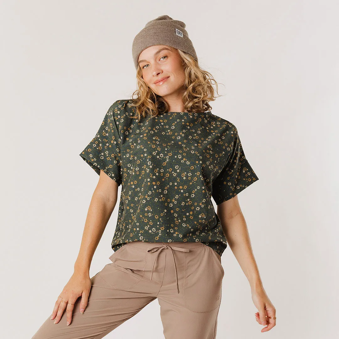 Boss Tee, Flora