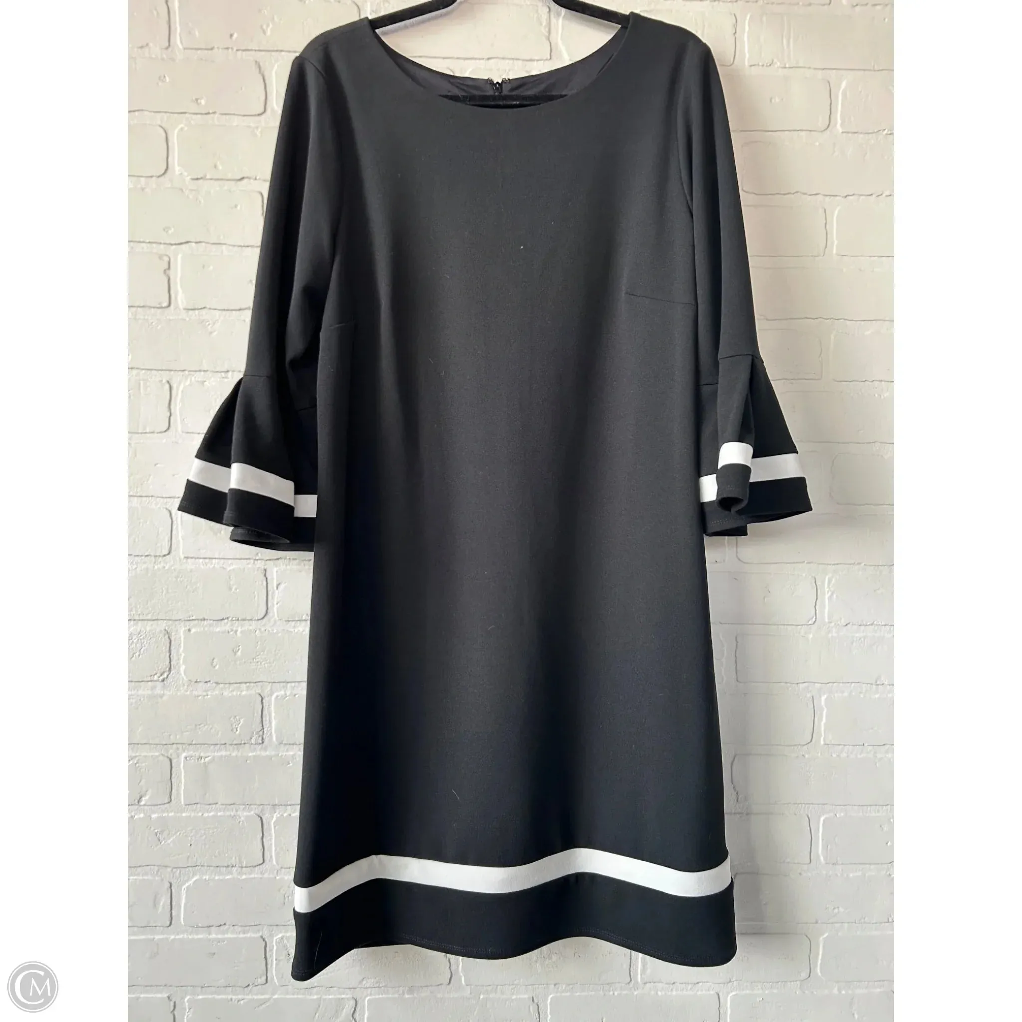 Dress Party Short By R And K Originals In Black & White, Size: L