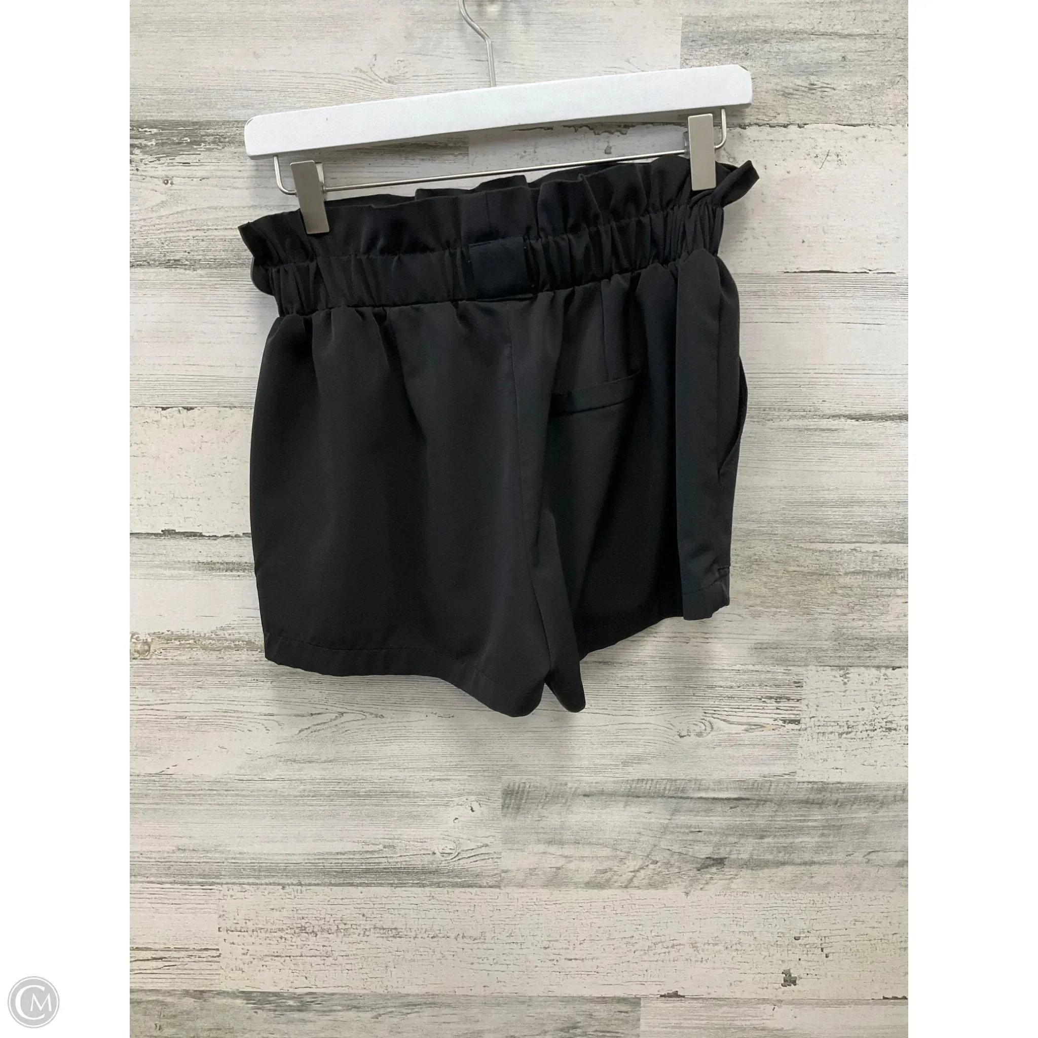 Shorts By Clothes Mentor In Black, Size: 4