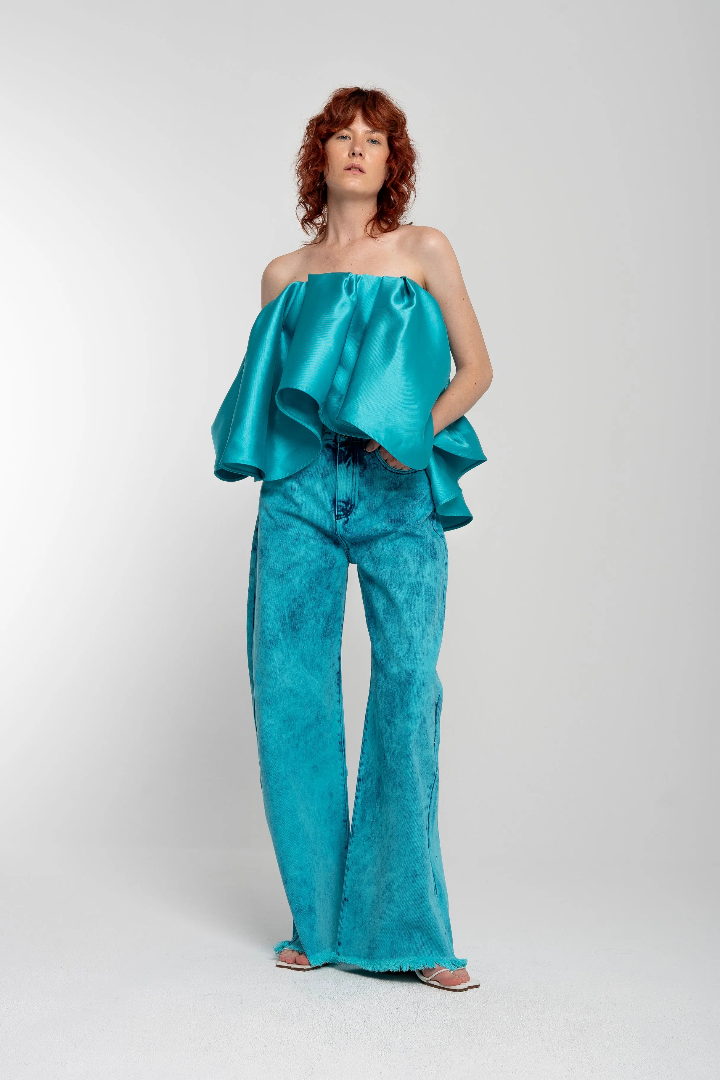 TURQUOISE PLEATED STRAPLESS TOP