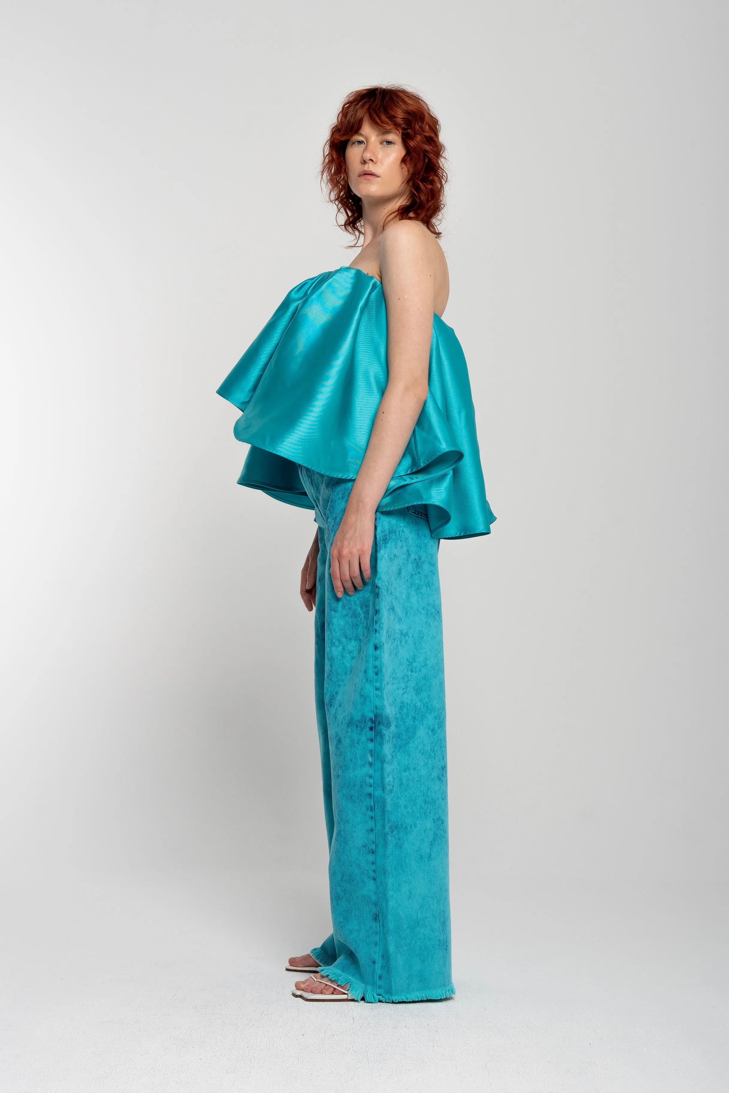 TURQUOISE PLEATED STRAPLESS TOP